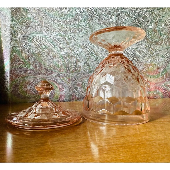 Vintage Jeannette candy dish with lid in cube pink - Picture 9 of 10